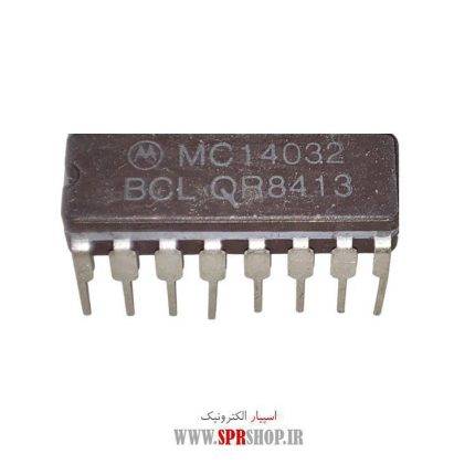 IC 4032 DIP